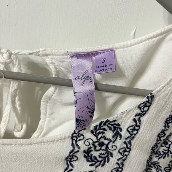 Alya White Blue Embroidered Mini Dress - Picture 2 of 3